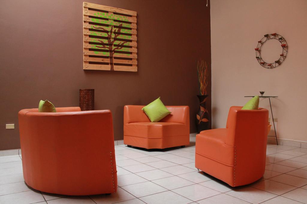 Hotel Casa Las Lomas Тегусигалпа Екстериор снимка